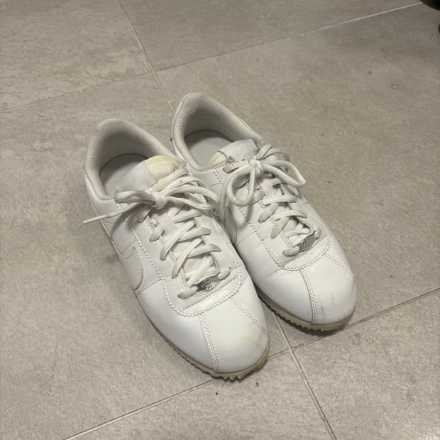 나이키 코르테즈 올 화이트 240