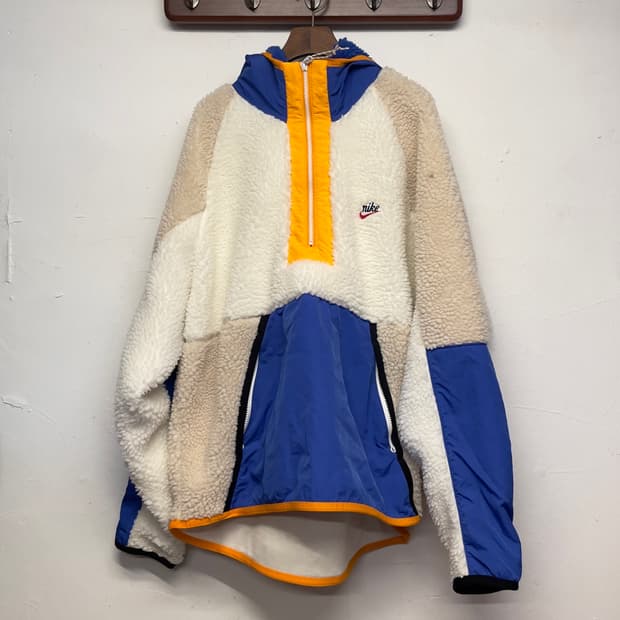 나이키 쉐르파 아노락 화이트 자켓 