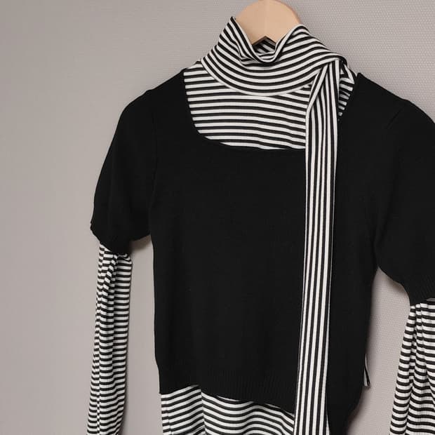 빈티지 스퀘어 넥 반팔니트