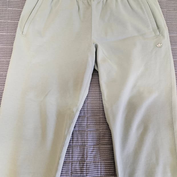 아디다스 조거팬츠 츄리닝 라이트그린(민트)