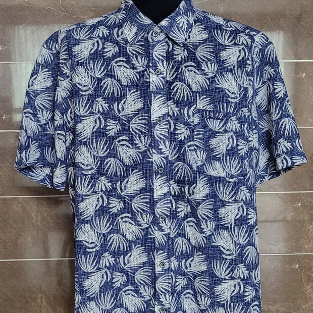 (남성110사이즈)인디안 패턴 반팔 셔츠