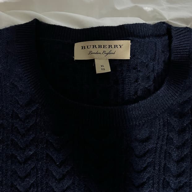 버버리 네이비니트 사이즈XL