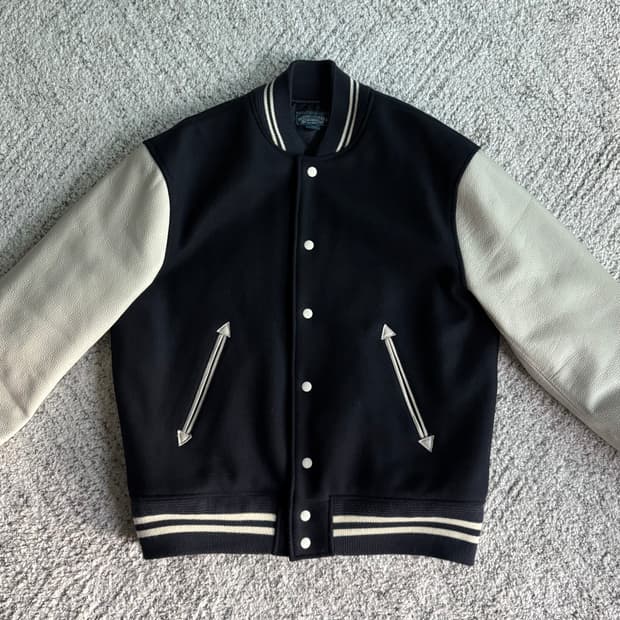 아웃스탠딩 바시티 자켓