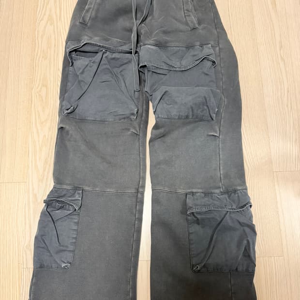 엔타이어스튜디오 유틸리티 카고 XS