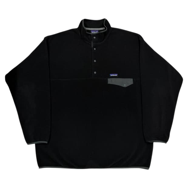 파타고니아 신칠라 스냅티 플리스 풀오버 블랙 포지 그레이 2XL