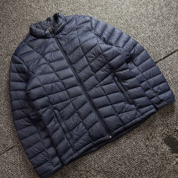 몽벨 제나 고프코어 숏 경량 덕 다운 점퍼 3010