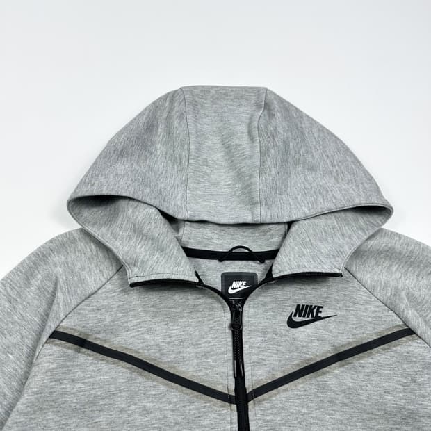 나이키 퓨추라 테크팩 그레이 후드집업 (S 여성추천)