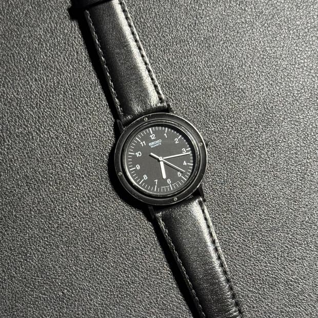 세이코 샤리오 6431-6030 스티브잡스 시계