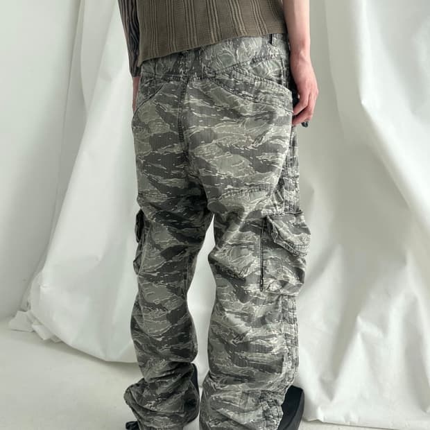 파이널 홈 립스탑 카모 와이드 팬츠