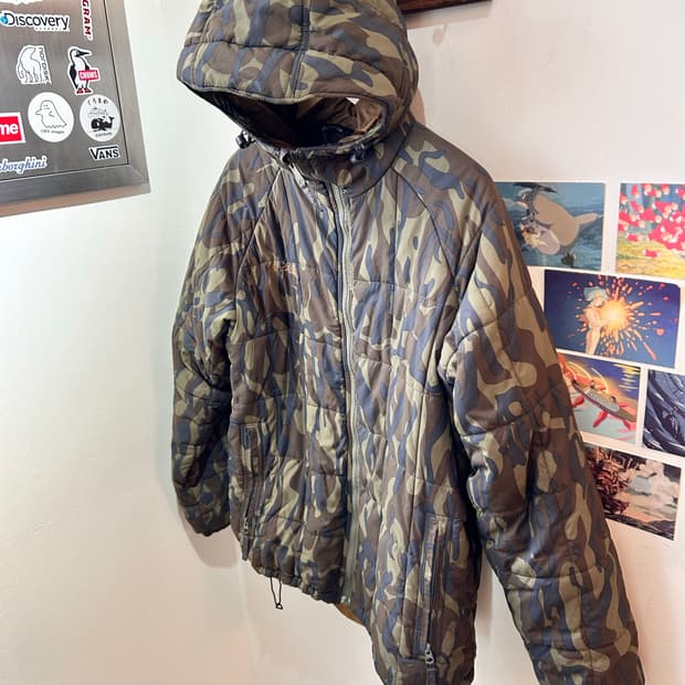 콜롬비아 카모플라쥬 패딩