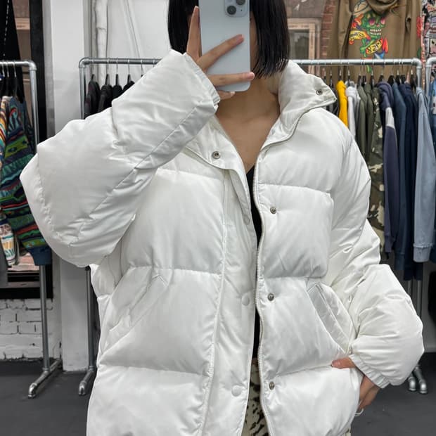 The Barnet 더바넷 화이트 구스 푸퍼 패딩