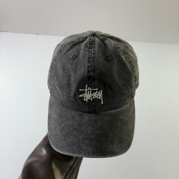 Stussy  스투시 워시드 베이직 차콜 로우 프로캡
