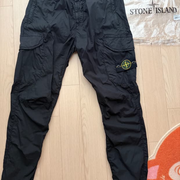 [30~32] 스톤아일랜드 20ss 카고 조거팬츠 블랙