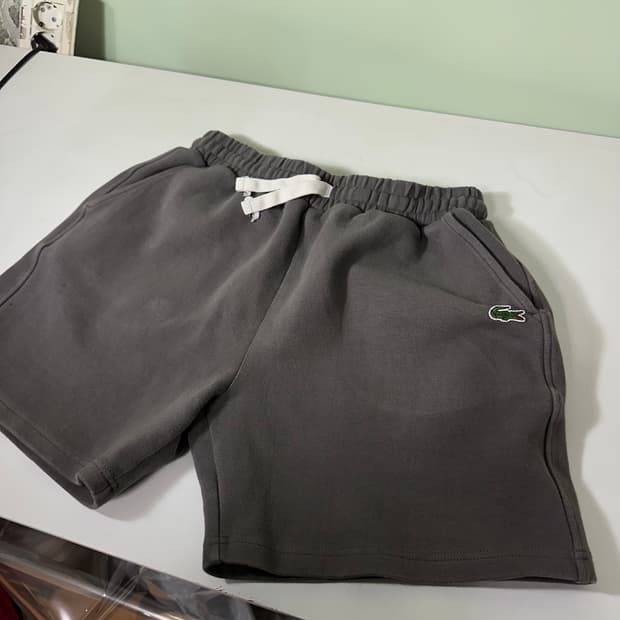 XL 라코스테 진그레이 스몰로고 밴딩 스웻쇼츠 반바지