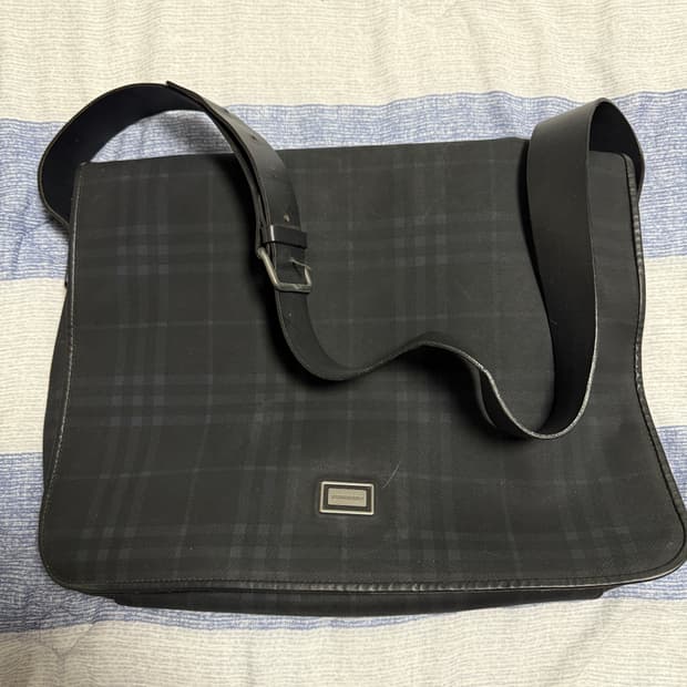 버버리 메신저백