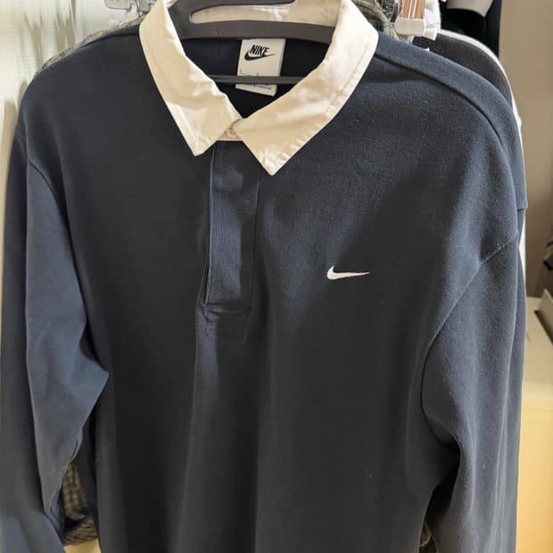 나이키 카라 맨투맨