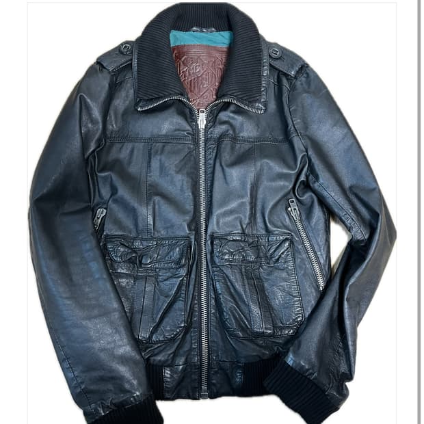 슈퍼드라이 가죽자켓