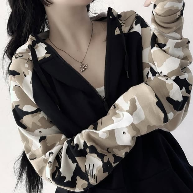 나이키 나그랑 블랙 카모 후드집업 