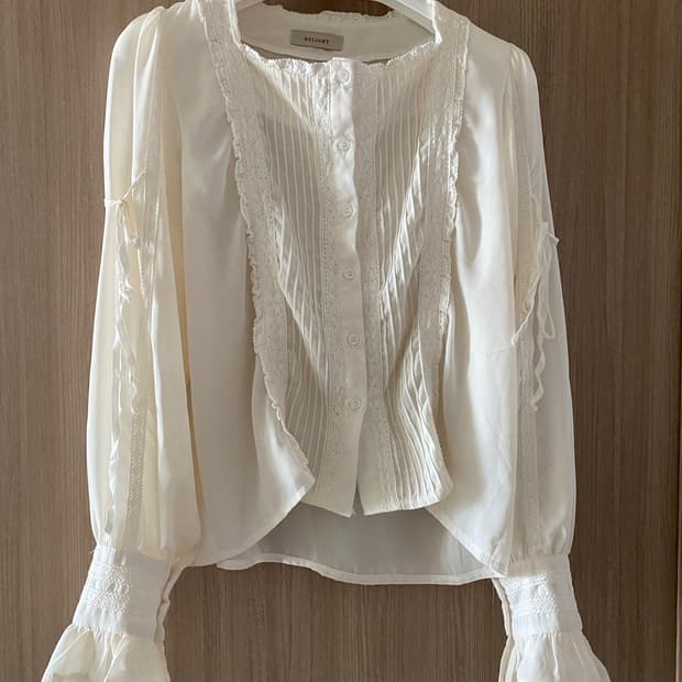 딜라이트 레이스 블라우스