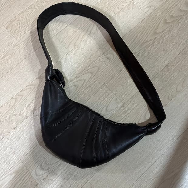 르메르 크루아상 범백 스몰 다크브라운