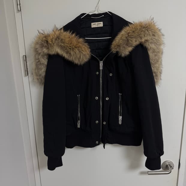 생로랑 13fw 에디슬리먼 라쿤퍼 봄버자켓 