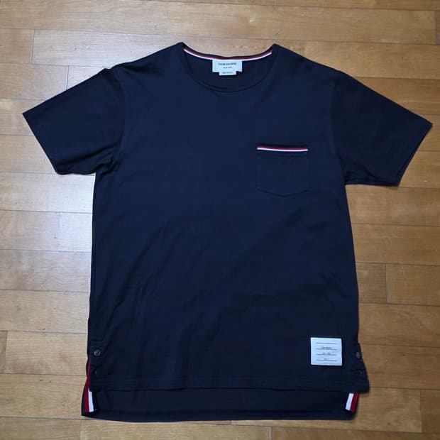 [백화점판,3]톰브라운 포켓반팔 네이비