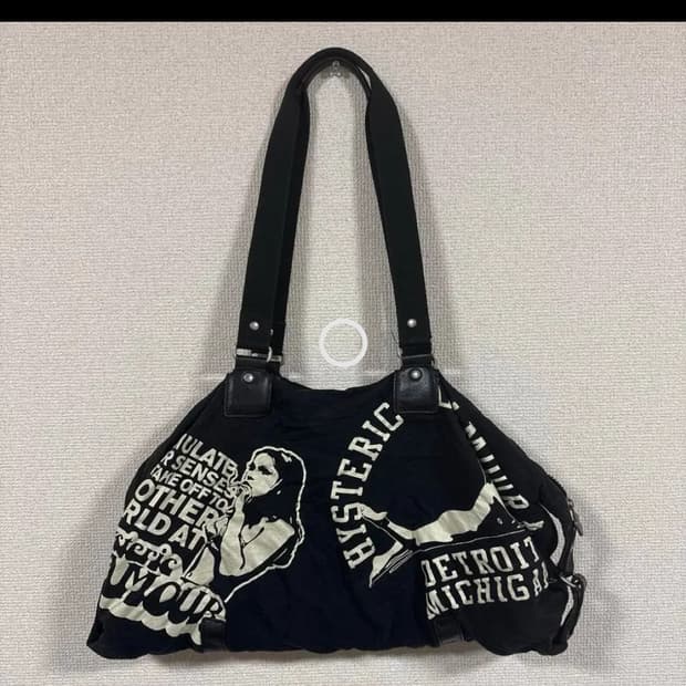 히스테릭글래머 가방 구합니다