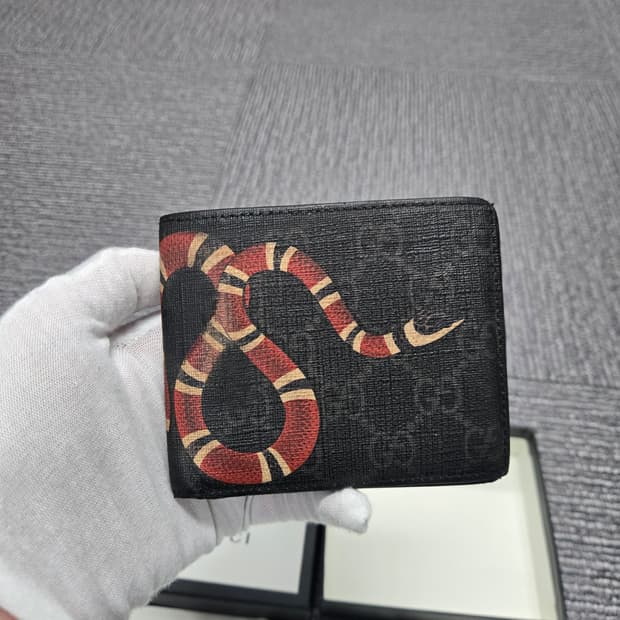 [특가][정품] 구찌 킹스네이크 반지갑