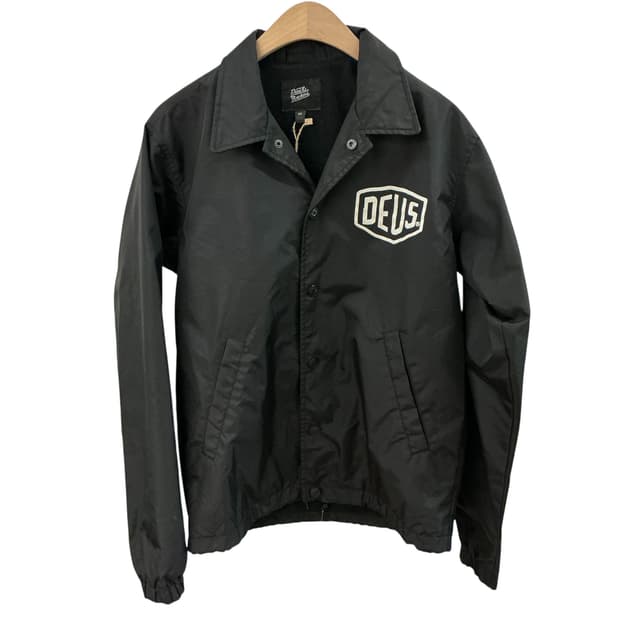 데우스 엑스 마키나 코치 자켓