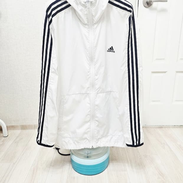 (115)3XL ☆초대장급☆ 아디다스 에센셜 3S우븐 [흰검] 바람막이