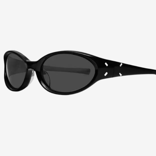 젠틀몬스터 X 메종마르지엘라 MM104 블랙 선글라스