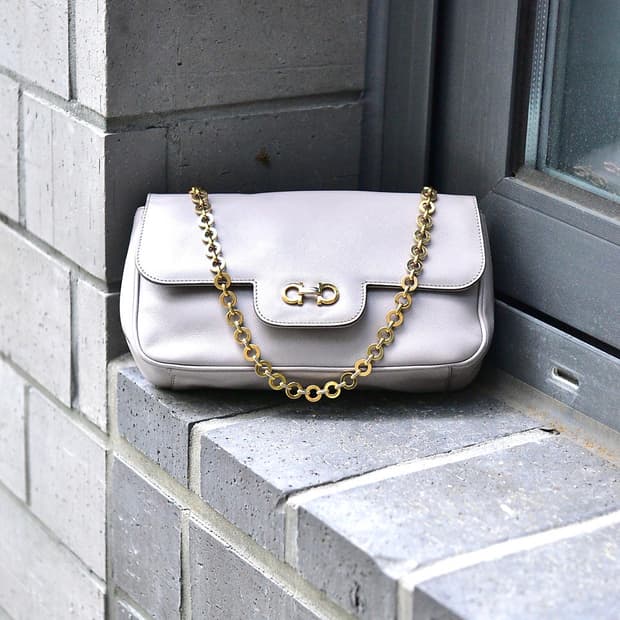 페라가모 간치니 루시아나 체인 숄더백 (정품)