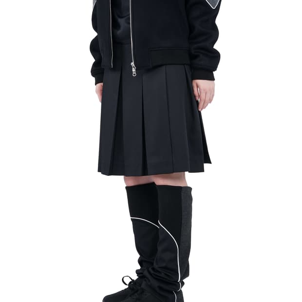 지초이 aw25 플리츠 스커트 블랙