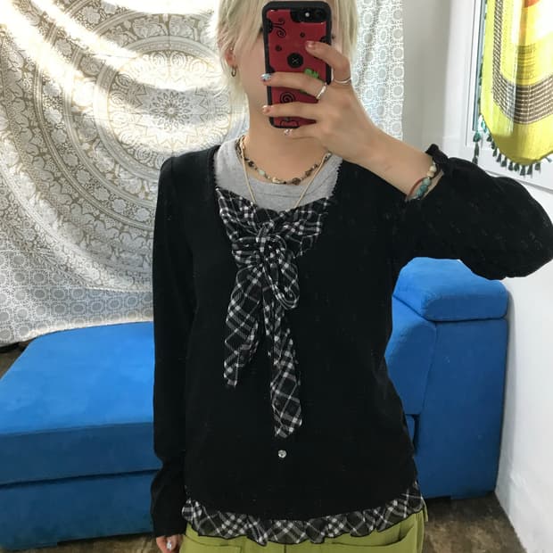 HEALTHY KAREN 빈티지 체크 리본 롱슬리브 (Z1561)