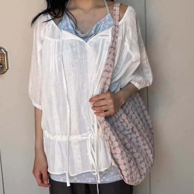 인앤양인하모니 Siesta blouse, ivory