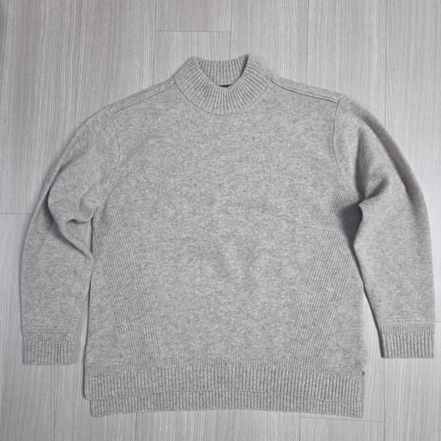 일꼬르소 에센셜 캐시미어 오버핏 모크넥 니트 베이지 100(M)