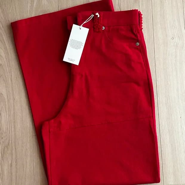 오데스 레이스 벨트 세미와이드 팬츠