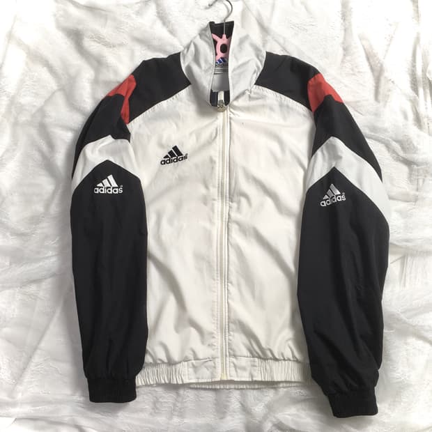 아디다스 80년대 올드스쿨 대대장 바람막이
