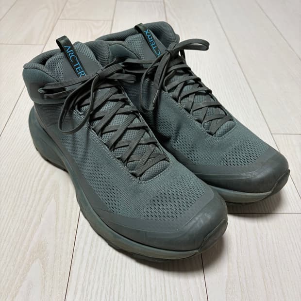 [270] 아크테릭스 에어리어스 아우라 미드