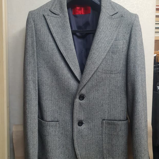 남성 그레이 해링본 블레이저 95사이즈 