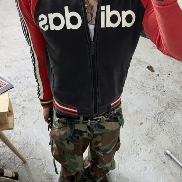 2000s adidas raglan zip up