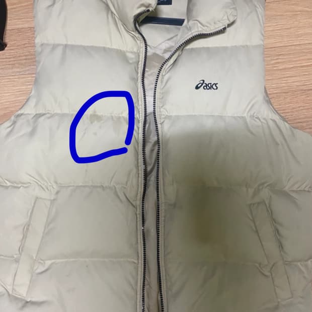 아식스 조끼패딩