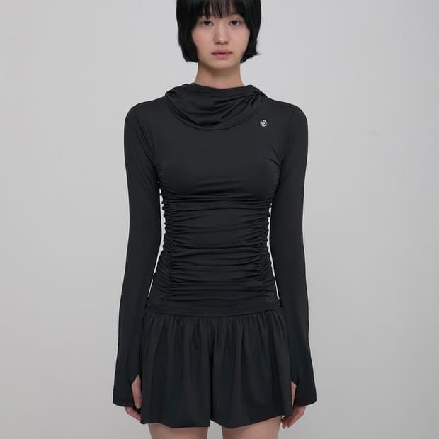 플레어업 후드 하이넥 롱 드레스 블랙