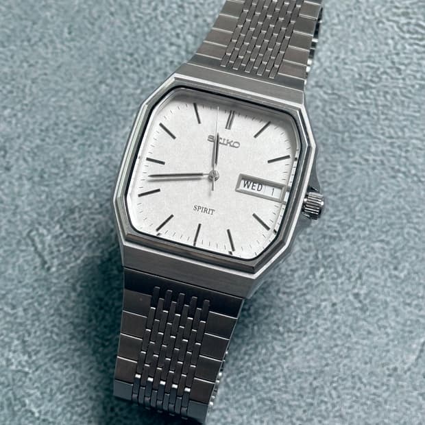 세이코 Seiko SPRIT 스퀘어 쿼츠 데이 데이트