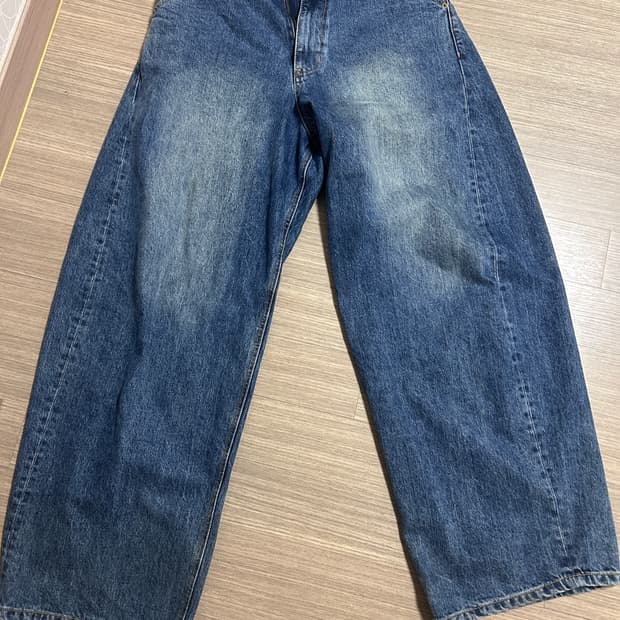 해칭룸 와이드 커브드 팬츠