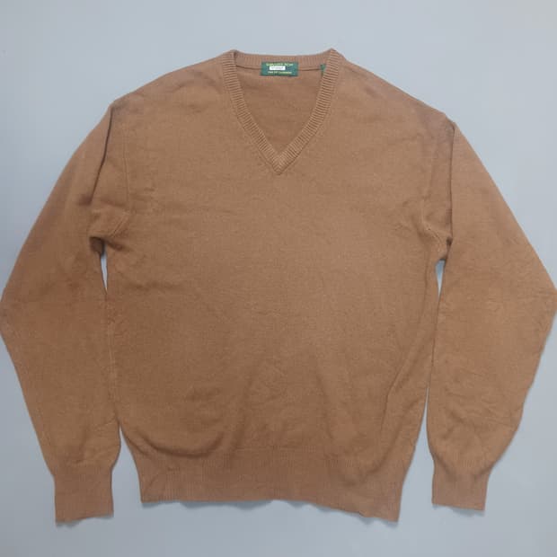 [M] 엠버시로우 캐시미어 브이넥 니트 브라운