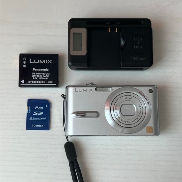 파나소닉 루믹스 DMC-FX9 실버 디카 빈티지 디지털카메라
