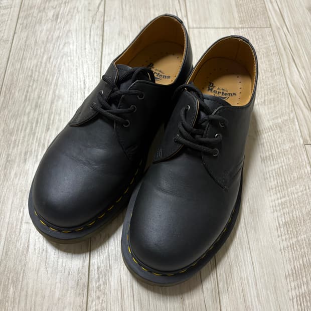 닥터마틴 1461 3홀 나파 240