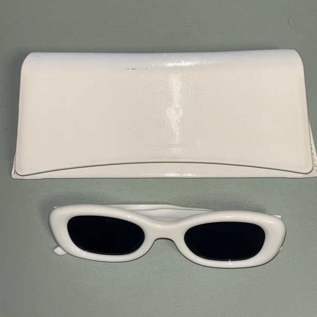 젠틀몬스터 탐부 tambu 화이트 w01