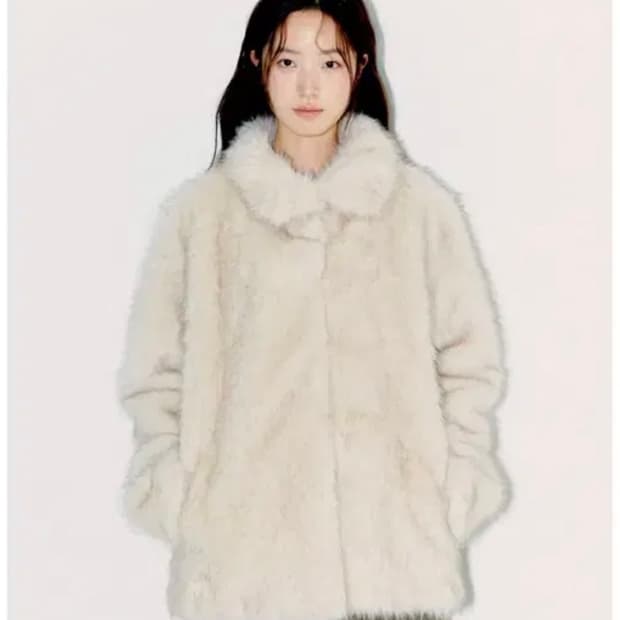 (새상품)오피쉬 퍼자켓_베이지